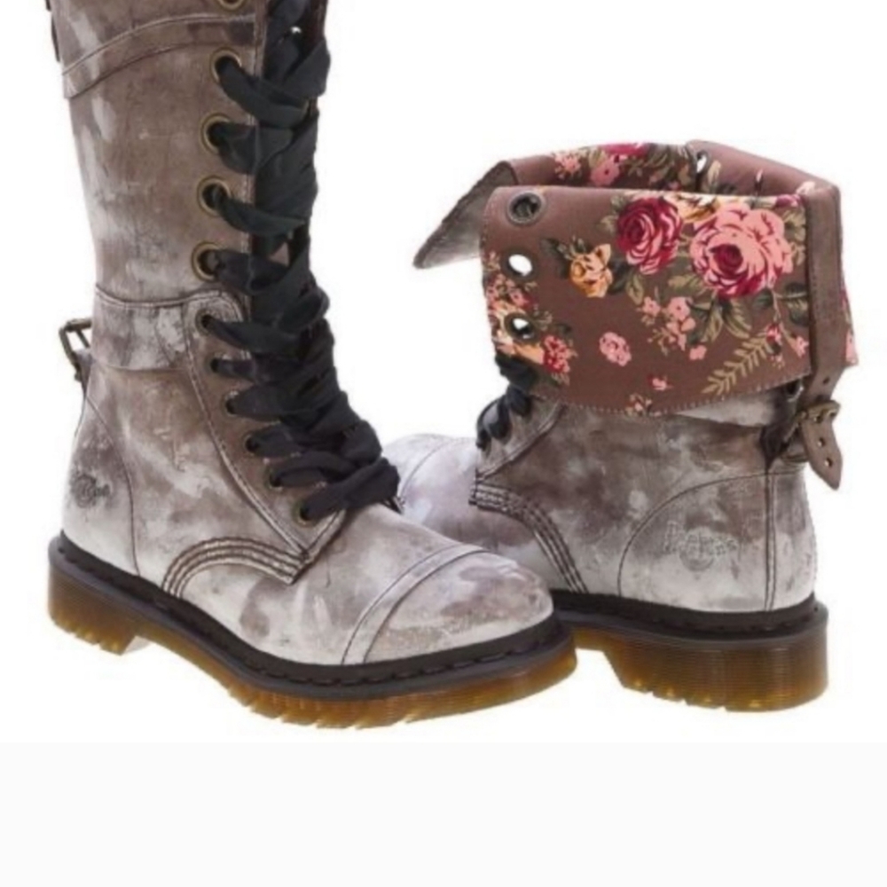 Dr. Martens 1914 Triumph Rare Floral Lace-Up Boots - Picture 2 of 14